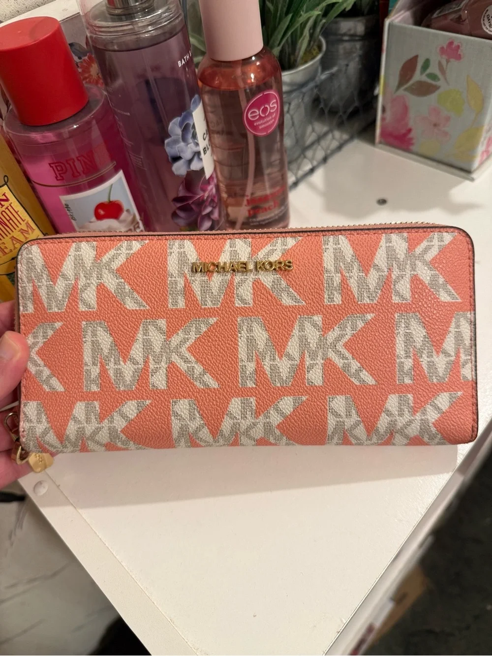 Michael Kors   Logo Zip-Around Wallet
